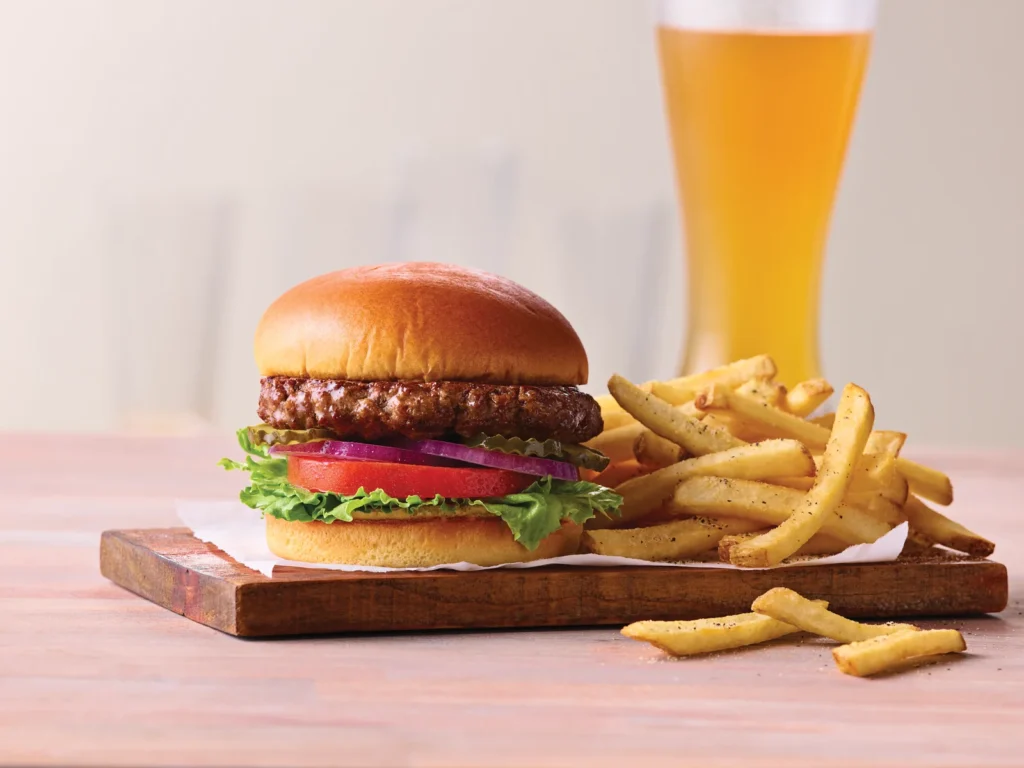 Classic Burger — Applebee's at SaskHop Regina
